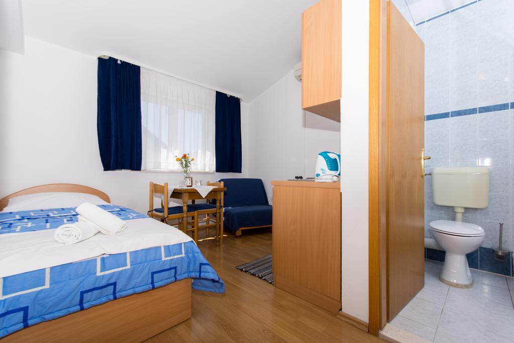 Marko Apartments Kastela Exterior photo